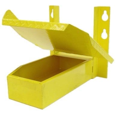 Step & Toolbox Assembly